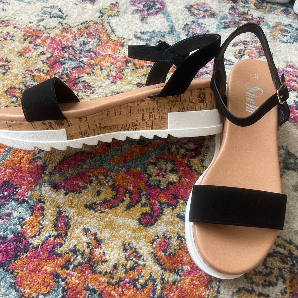 Heeled sandals
